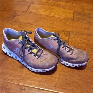 Women’s On Cloud Brown and Yellow Sneaker